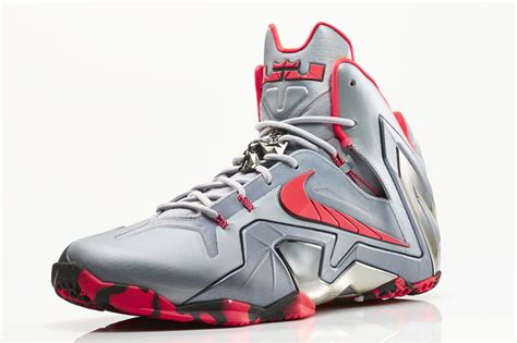 nike lebron kopen|LeBron james high top shoes.